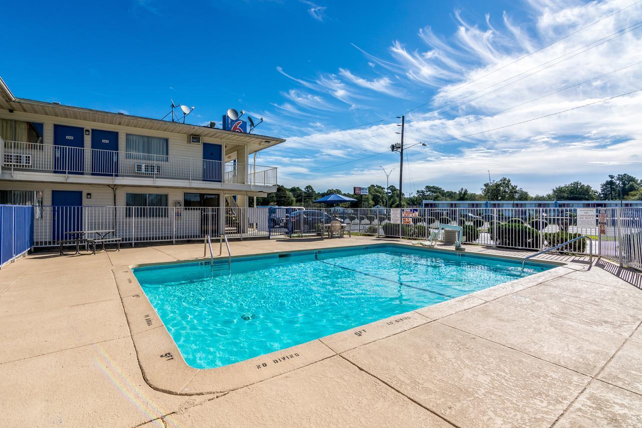 Motel 6-Lumberton, Nc Екстериор снимка