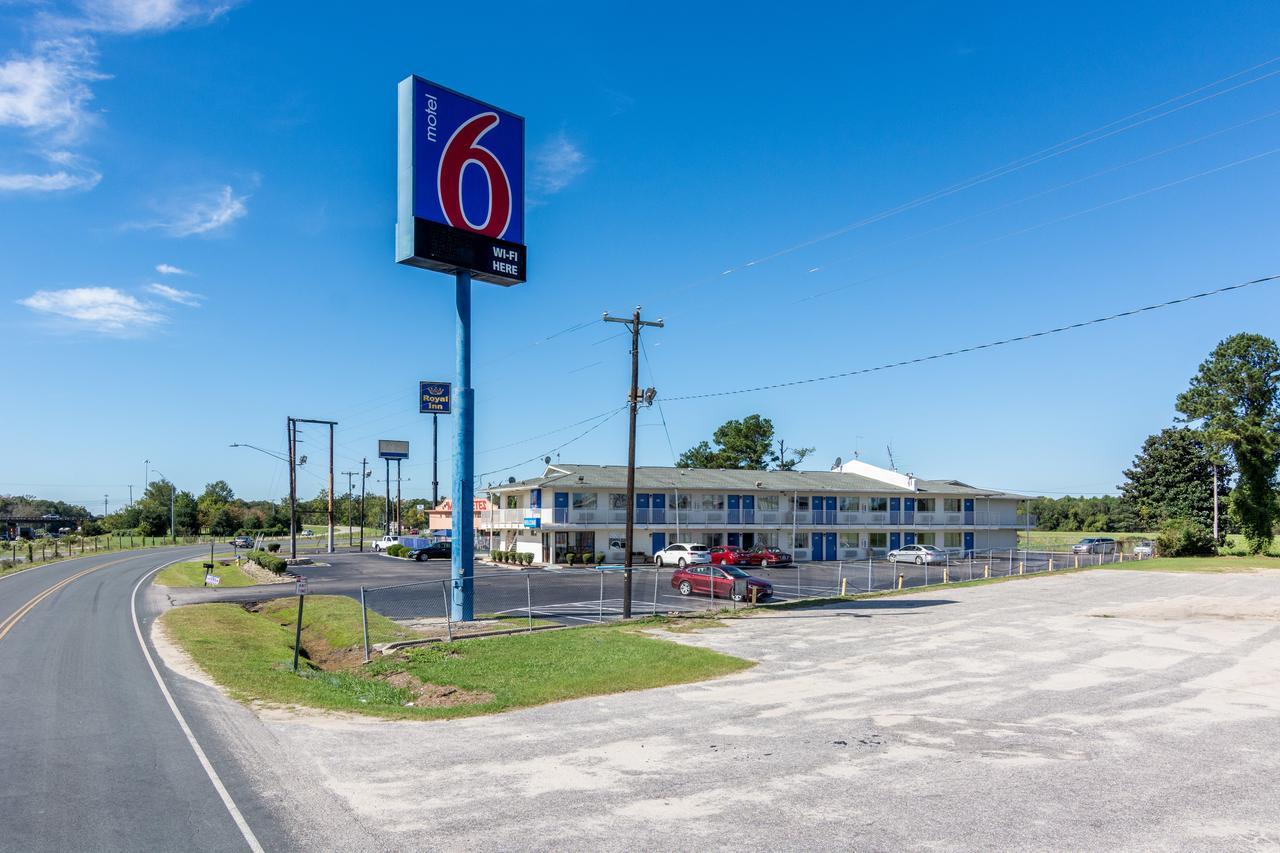 Motel 6-Lumberton, Nc Екстериор снимка